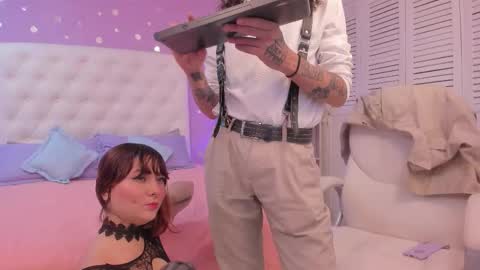 Snapshot of puretemptation_ chatting on February 7, 9:18 pm Experienced guys online show from February 7, 9:18 pm