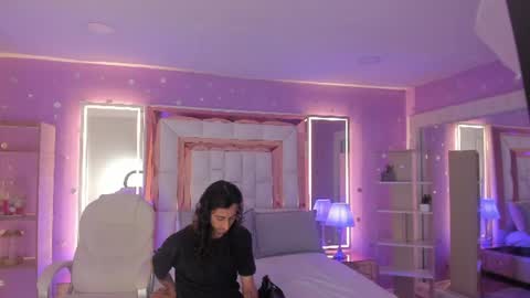 Snapshot of puretemptation_ chatting on July 17, 7:30 pm Experienced guys online show from July 17, 7:30 pm