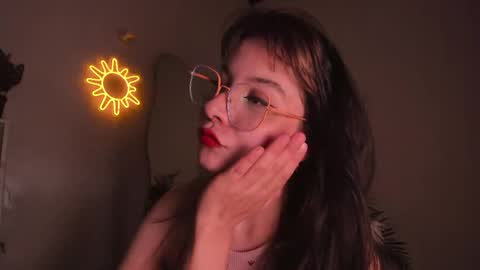 Vero online from Tuesday to Sunday online show from April 4, 9:23 pm