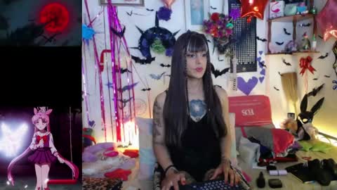 purplekattlyn online show from June 3, 5:10 am