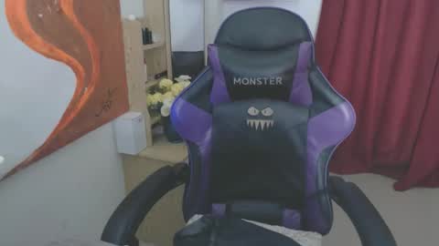 jessy online show from March 22, 1:14 pm