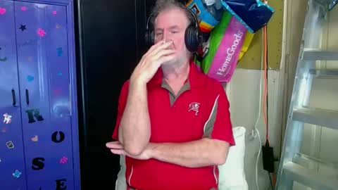 Snapshot of pussy_licker0127 chatting on March 12, 7:28 pm Mark online show from March 12, 7:28 pm