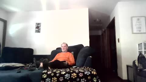 Snapshot of pussy_licker0127 chatting on October 14, 5:36 pm Mark online show from October 14, 5:36 pm