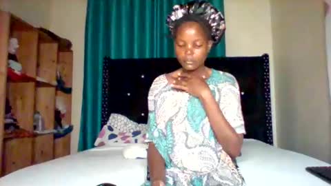 Snapshot of pussy_page chatting on February 6, 7:39 pm Barbie online show from February 6, 7:39 pm