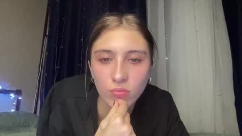 Snapshot of pussygir007 chatting on January 3, 2:19 pm pussygirl007 online show from January 3, 2:19 pm