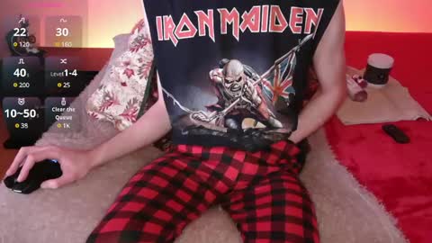 Snapshot of pussylover2182 chatting on January 11, 7:06 am pussylover2182 online show from January 11, 7:06 am