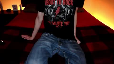 pussylover2182 online show from March 17, 5:11 am