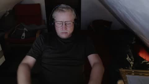 Snapshot of pussylovercb chatting on September 28, 8:47 pm pussylovercb online show from September 28, 8:47 pm