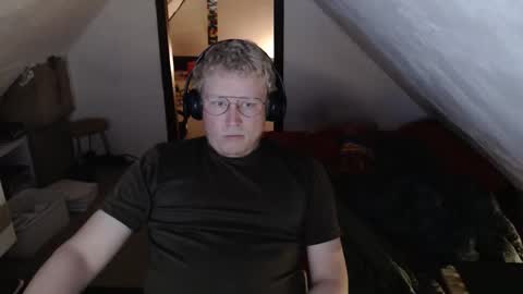 Snapshot of pussylovercb chatting on May 3, 6:36 pm pussylovercb online show from May 3, 6:36 pm
