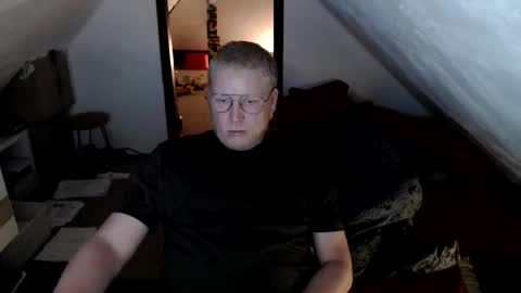 Snapshot of pussylovercb chatting on May 28, 8:39 pm pussylovercb online show from May 28, 8:39 pm