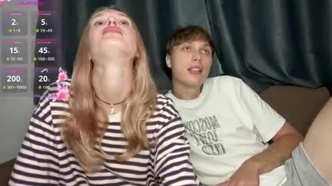 Snapshot of pussymoneywet chatting on May 17, 4:03 pm Lina online show from May 17, 4:03 pm
