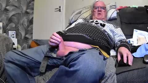 Snapshot of pusyrubber chatting on December 22, 4:27 pm Genital sucker online show from December 22, 4:27 pm