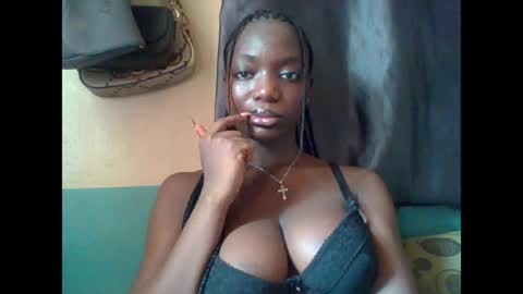 ora online show from April 18, 11:58 am