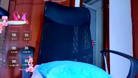 Snapshot of pxnditx_sexi chatting on May 24, 12:26 am Abigail aby online show from May 24, 12:26 am