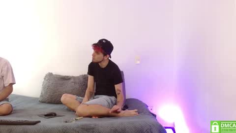Snapshot of pyxis_ chatting on February 11, 6:46 pm Milan Elian online show from February 11, 6:46 pm