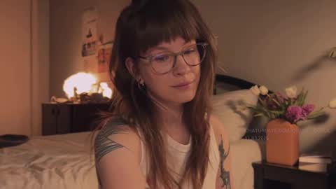 Snapshot of quack__quack chatting on March 11, 3:23 pm online show from March 11, 3:23 pm