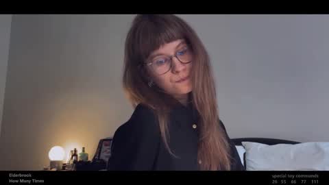 Snapshot of quack__quack chatting on September 26, 2:54 pm online show from September 26, 2:54 pm