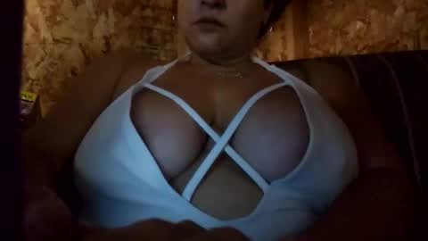 Snapshot of queen1309499253 chatting on October 8, 6:49 pm queen1309499253 online show from October 8, 6:49 pm