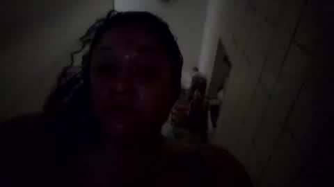 Snapshot of queen1309499253 chatting on November 26, 4:19 pm queen1309499253 online show from November 26, 4:19 pm