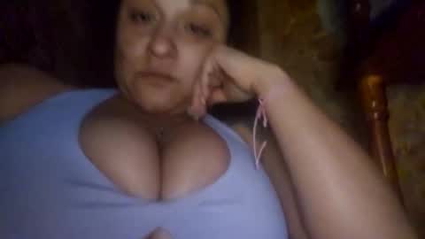 Snapshot of queen1309499253 chatting on February 2, 1:15 am queen1309499253 online show from February 2, 1:15 am