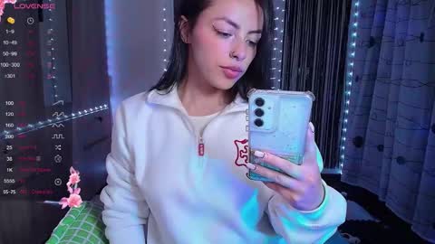 Snapshot of queen__abby chatting on March 15, 4:07 am Queen Abby online show from March 15, 4:07 am