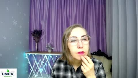 Snapshot of queen_a_n_i chatting on April 22, 11:23 am A N I Ill be here on December 1st online show from April 22, 11:23 am