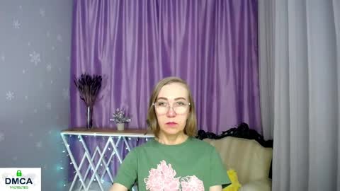 Snapshot of queen_a_n_i chatting on May 6, 9:25 am A N I Ill be here on December 1st online show from May 6, 9:25 am