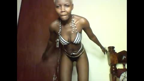 queen_abito online show from January 4, 8:28 am