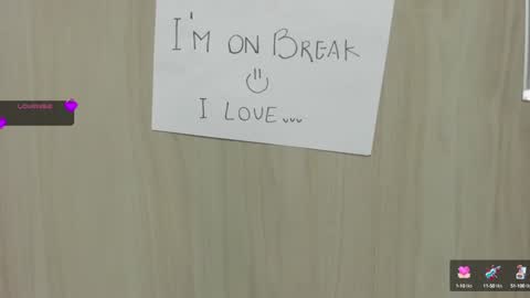 Snapshot of queen_antonella_oficial chatting on February 5, 11:34 am QUEEN ANTONELLA online show from February 5, 11:34 am