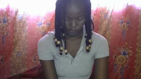 Snapshot of queen_banice chatting on October 9, 9:18 am queen_banice online show from October 9, 9:18 am