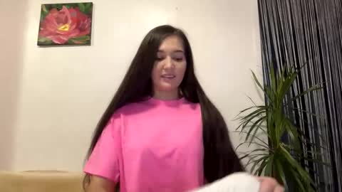 Snapshot of queen_chatur chatting on January 29, 2:10 pm Viktoria online show from January 29, 2:10 pm