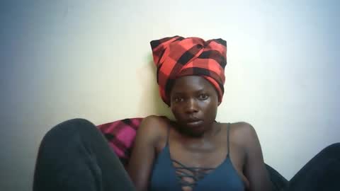 queen_joan online show from February 4, 12:33 pm