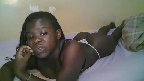 queen_latasha online show from February 27, 3:17 am