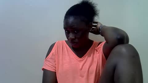 queen_leilla online show from April 26, 9:07 am