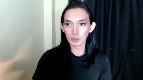 Snapshot of queen_lucifer chatting on December 15, 2:16 am Queen Lucifer online show from December 15, 2:16 am