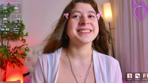 Snapshot of queen_michelle_ chatting on April 26, 9:12 pm Michelle online show from April 26, 9:12 pm