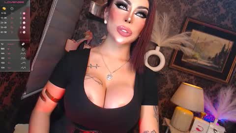 Snapshot of queen_mirahh chatting on October 12, 7:18 am queen mira maria shantal online show from October 12, 7:18 am