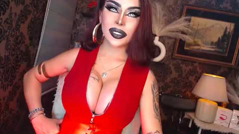 Snapshot of queen_mirahh chatting on October 20, 7:20 am queen mira maria shantal online show from October 20, 7:20 am