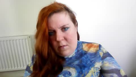 Snapshot of queen_o_swords chatting on March 3, 1:50 pm queen_o_swords online show from March 3, 1:50 pm