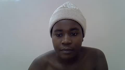Snapshot of queen_sly chatting on October 16, 11:11 am queen_sly online show from October 16, 11:11 am