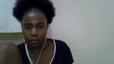 Snapshot of queen_sly chatting on October 19, 10:21 pm queen_sly online show from October 19, 10:21 pm