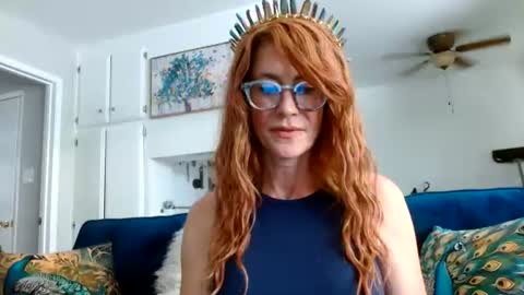 Snapshot of queenamber22 chatting on July 13, 12:02 am Queen Amber online show from July 13, 12:02 am