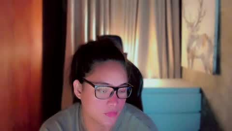 Snapshot of queenarthalia chatting on March 31, 8:42 pm ARTHA online show from March 31, 8:42 pm