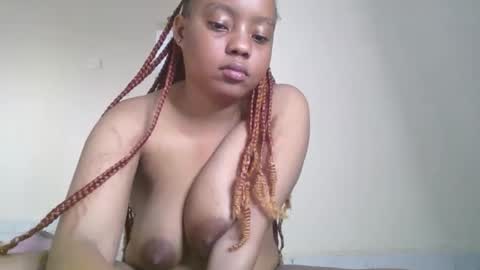 queen online show from March 15, 6:30 am