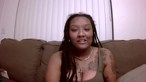 Queen Chief online show from November 28, 8:28 am