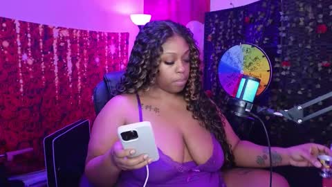 Queen Cherise Roze online show from February 18, 3:52 pm