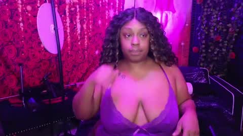 Queen Cherise Roze online show from April 7, 1:44 pm