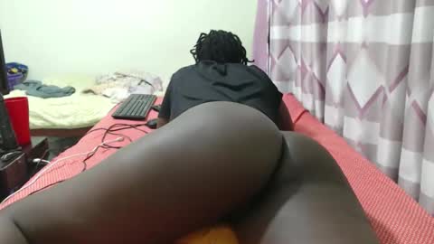 queenkesha online show from April 6, 1:47 am