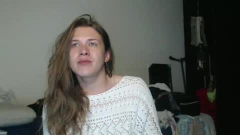 Snapshot of queennicky88 chatting on December 18, 3:04 am Nico online show from December 18, 3:04 am