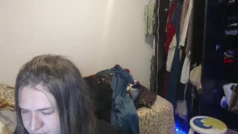 Snapshot of queennicky88 chatting on February 14, 4:47 am Nico online show from February 14, 4:47 am